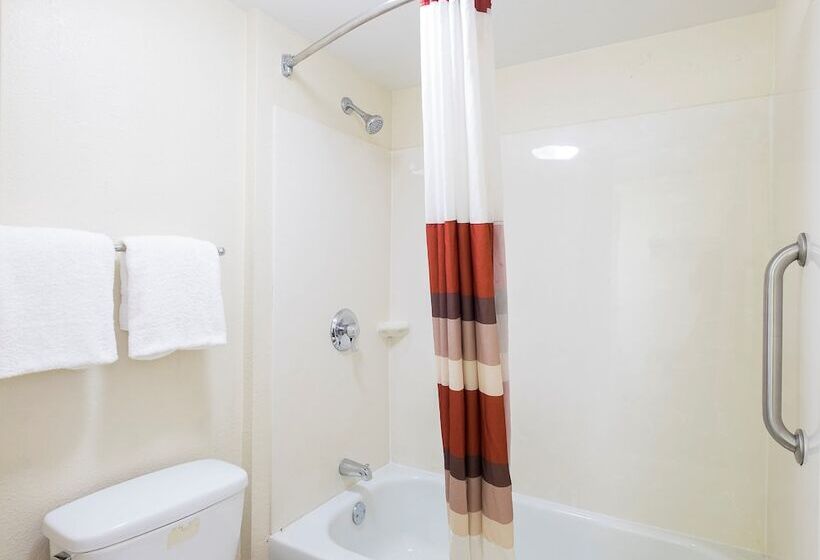 هتل Red Roof Inn Edison