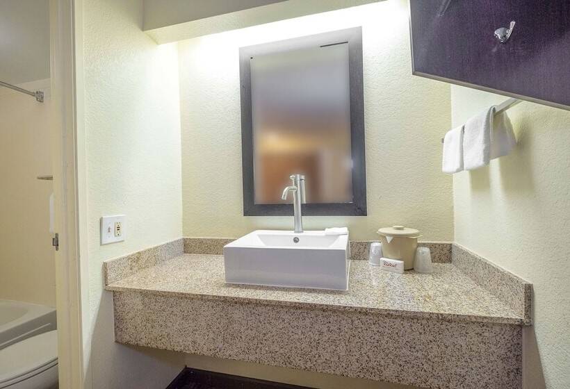 فندق Red Roof Inn Jackson North – Ridgeland