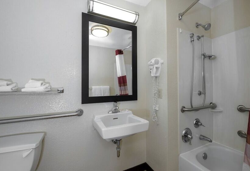 Отель Red Roof Inn Plus + Gainesville