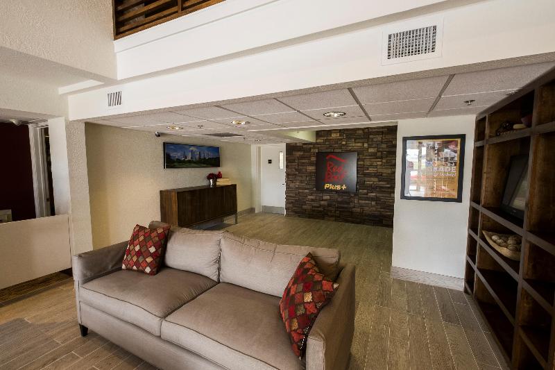 هتل Red Roof Inn Plus+ Houston   Energy Corridor