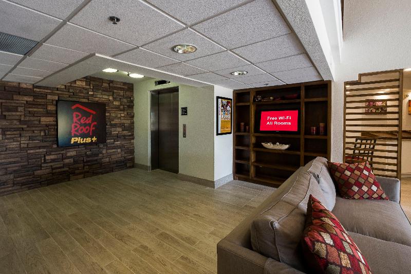 هتل Red Roof Inn Plus+ Houston   Energy Corridor