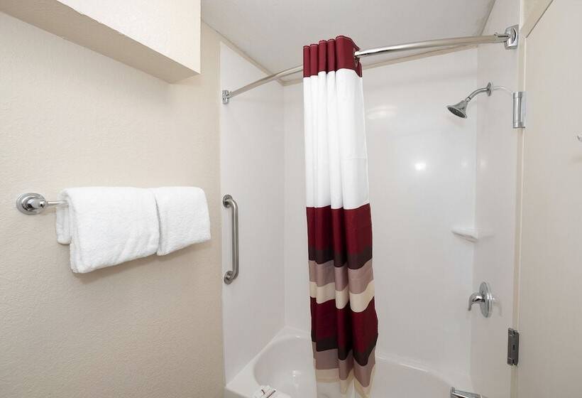 فندق Red Roof Inn Plus+ Jacksonville – Southpoint