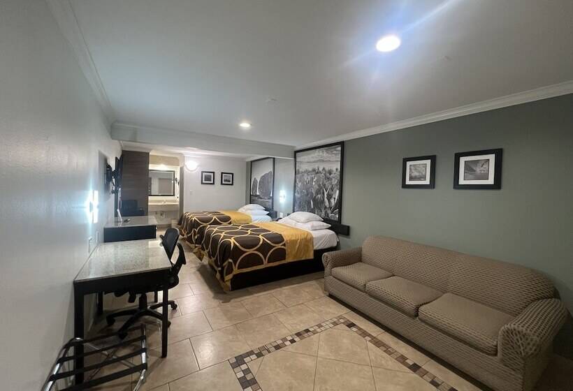 هتل Super 8 By Wyndham Mcallen Downtown Airport La Plaza Mall