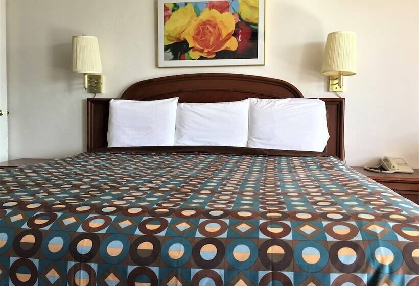 Ramblin Rose Motel