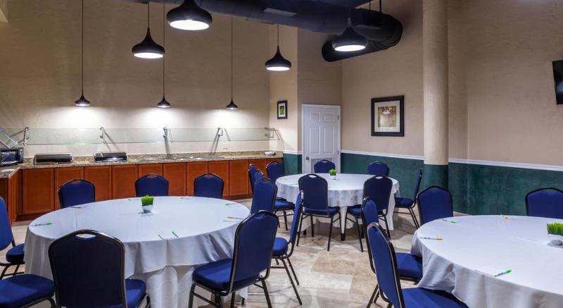Курорт Courtyard By Marriott Key Largo