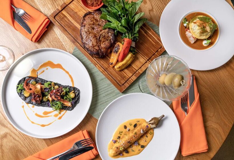 استراحتگاه Andaz Miami Beach, By Hyatt