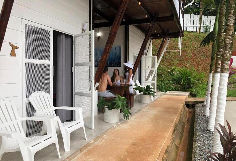 فندق Ballena Dorada Lodge