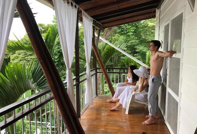 فندق Ballena Dorada Lodge