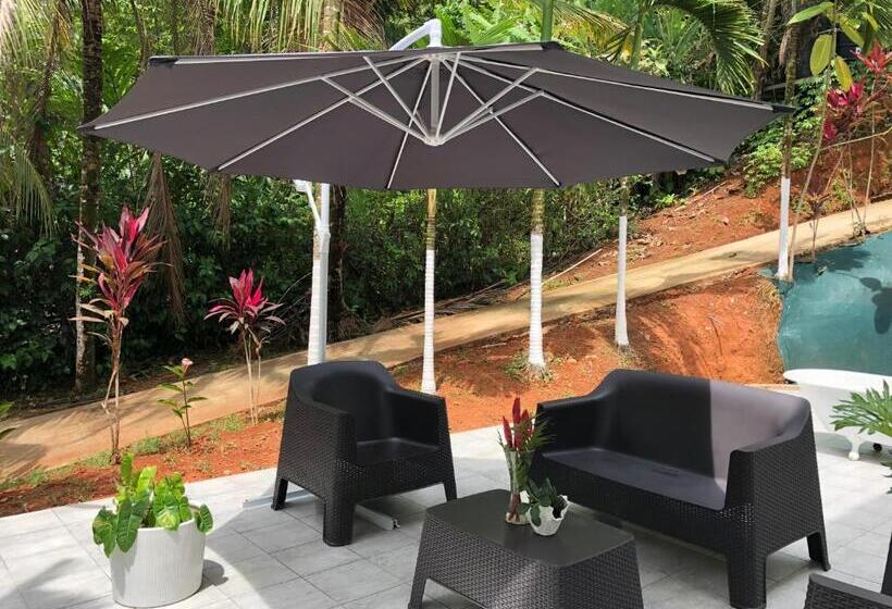 فندق Ballena Dorada Lodge