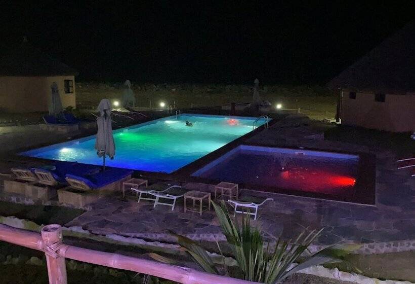 فندق Lemon Beach Resort