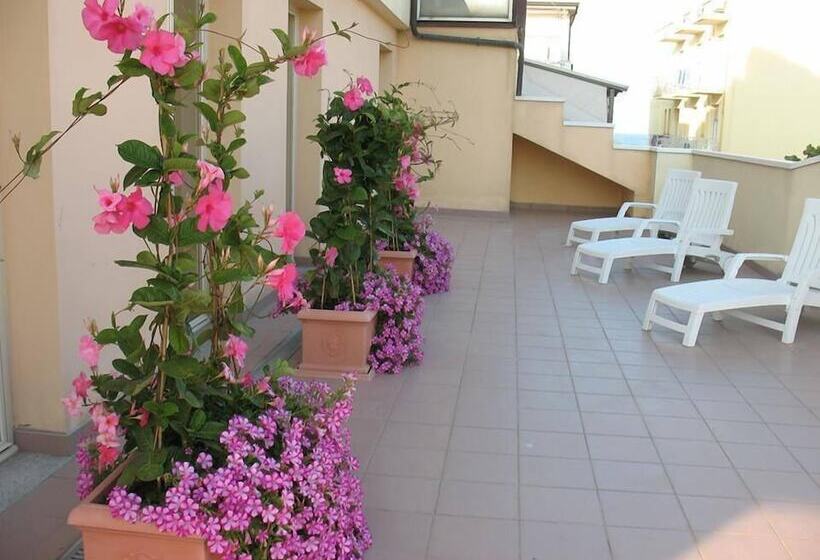 هتل Cervia