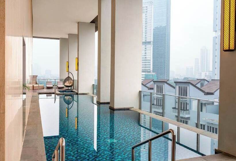 בית מלון כפרי Mangkuluhur Residences By Lorin