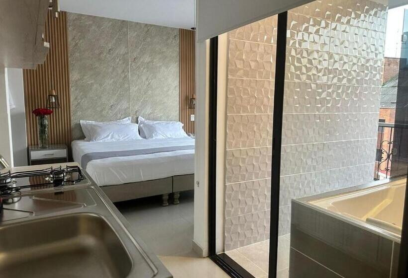 هتل On Apartasuites