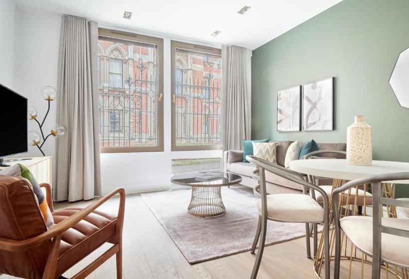 Sonder  Maughan Library Apartments