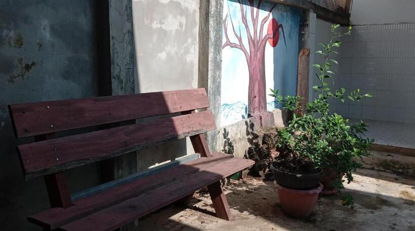 Bami Hostel