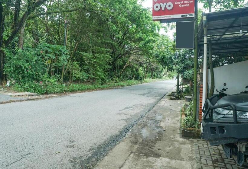 هتل Oyo 2872 Garuda Guest House
