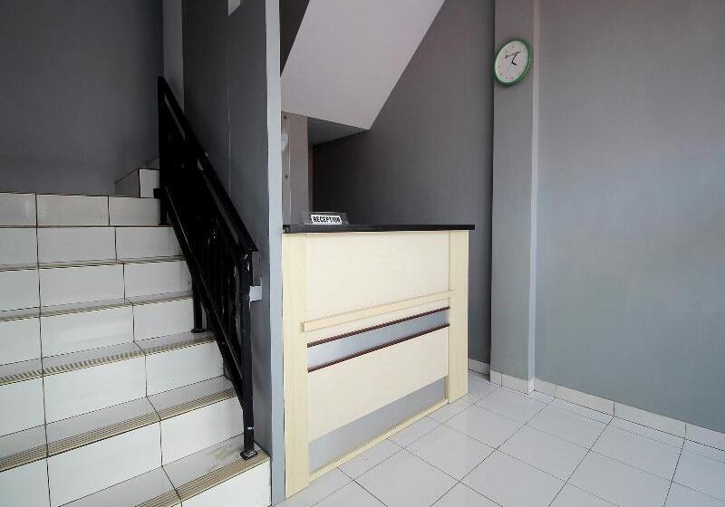 Spot On 2842 Hotel Rindu