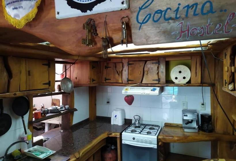 ユースホステル Huecubu Public House