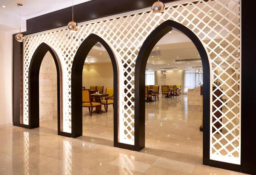 هتل Seasons Park  Mawasim Al Hay At