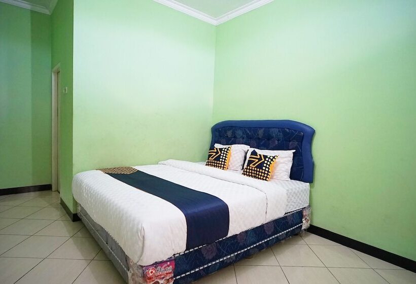 هتل Spot On 2729 Marzan Syariah Guest House