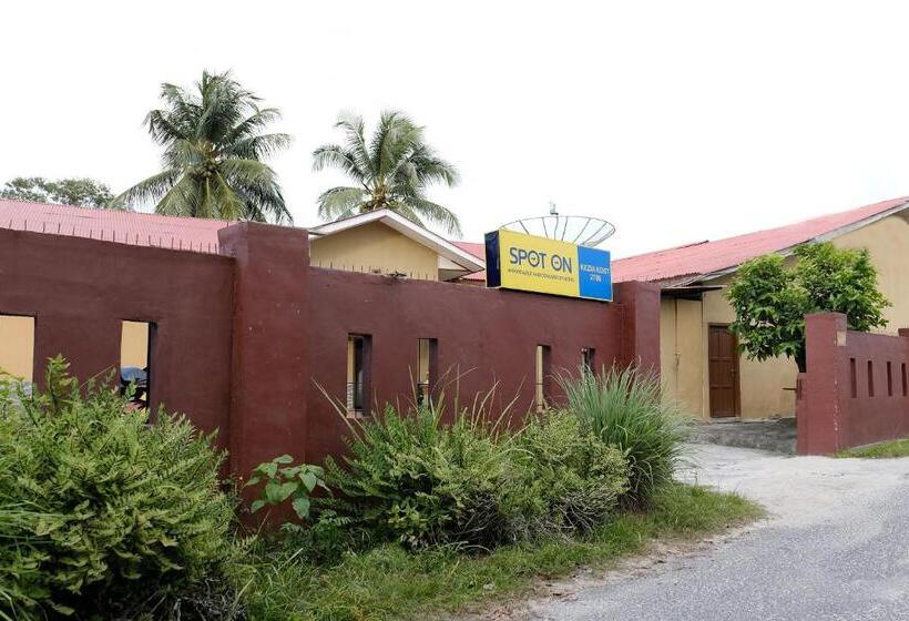 هتل Spot On 2766 Kezia Kost