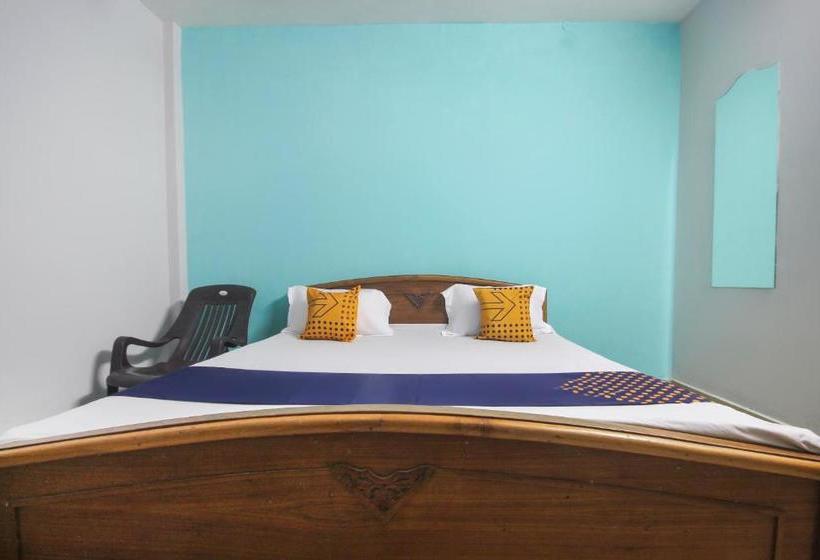 בית מלון כפרי Spot On Raahila Mansion