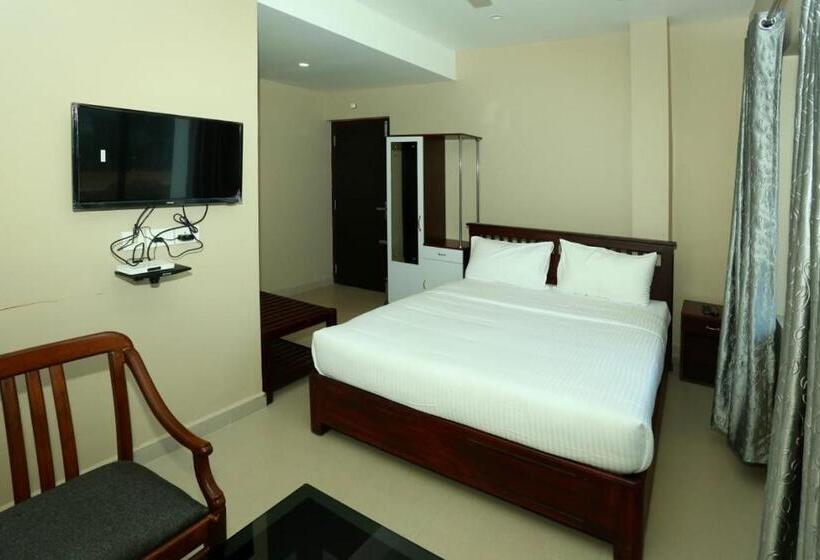 فندق Ceecee Grand Resort