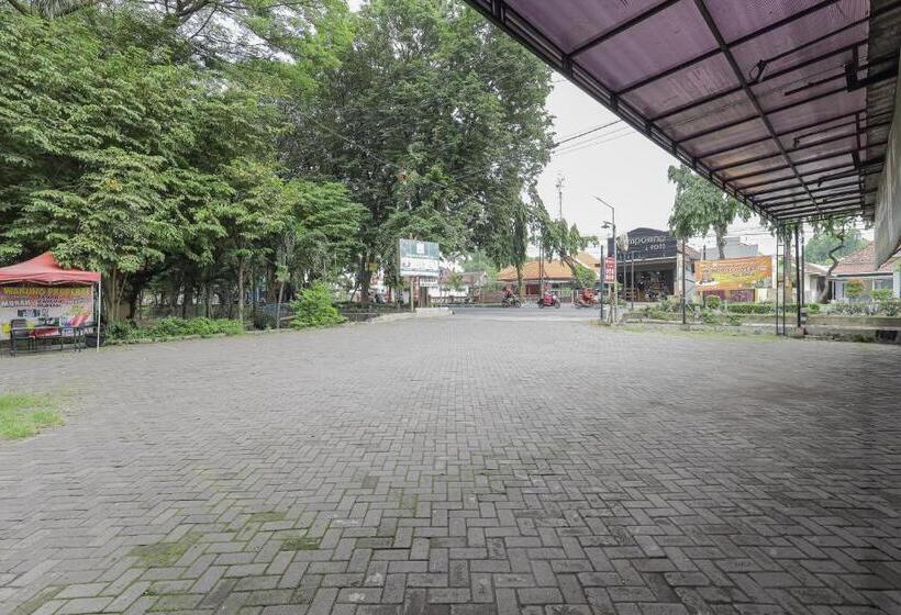 فندق Reddoorz Syariah At Mojosari