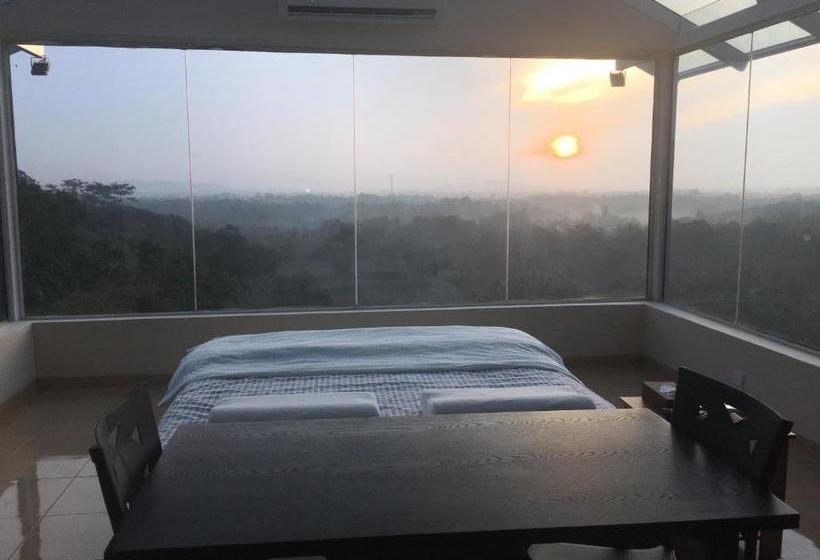 אתר נופש Sky Retreat   Sri Lanka