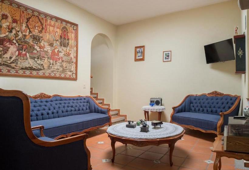 فندق Estancia Carmelita