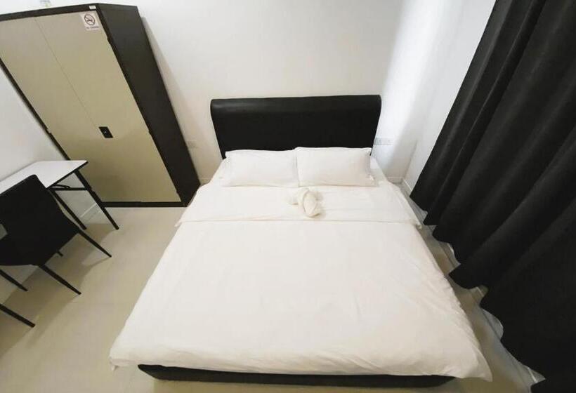 בית מלון כפרי Island Hostel