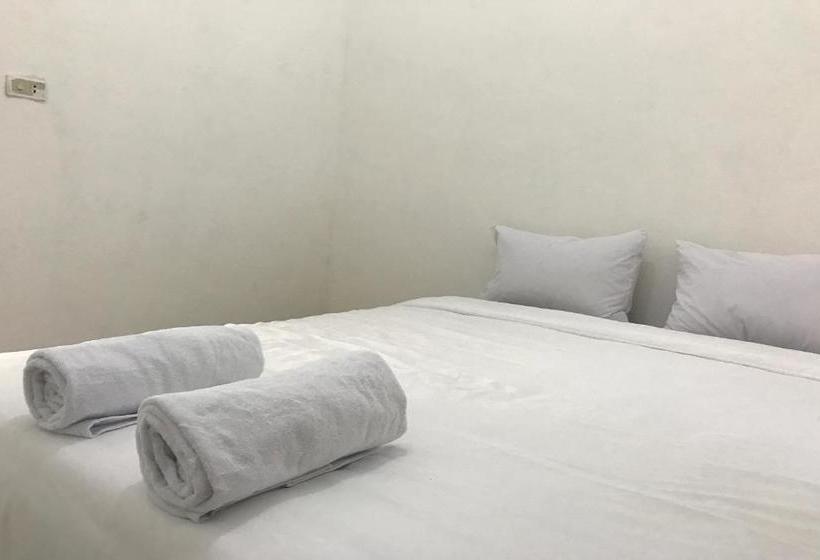 هتل Oyo 2551 Dewi Residence 2