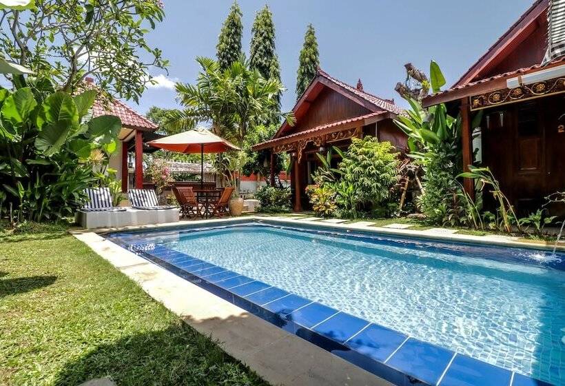 هتل Reddoorz At Villa Krisna Balangan Beach