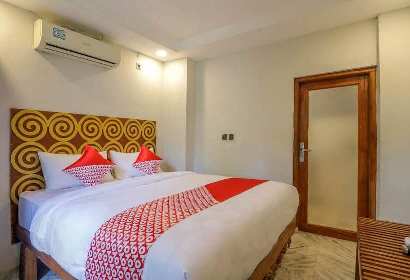 هتل Reddoorz At Villa Krisna Balangan Beach