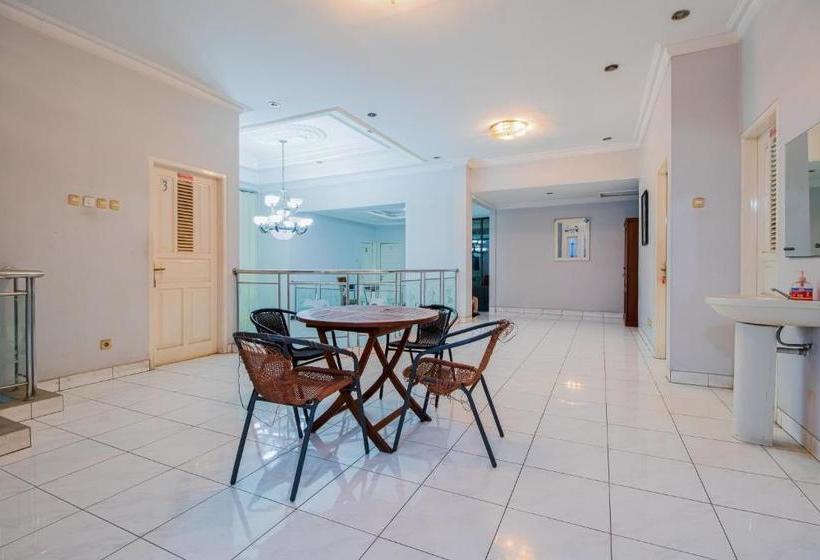 هتل Shazira Syariah