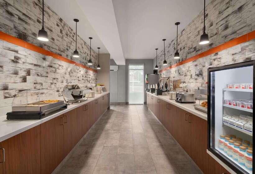 فندق La Quinta Inn & Suites By Wyndham Springfield