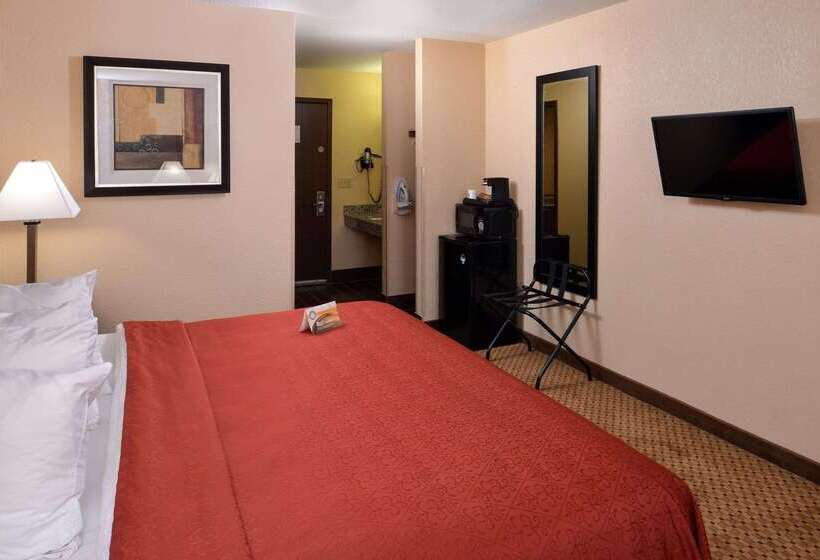 هتل Quality Inn
