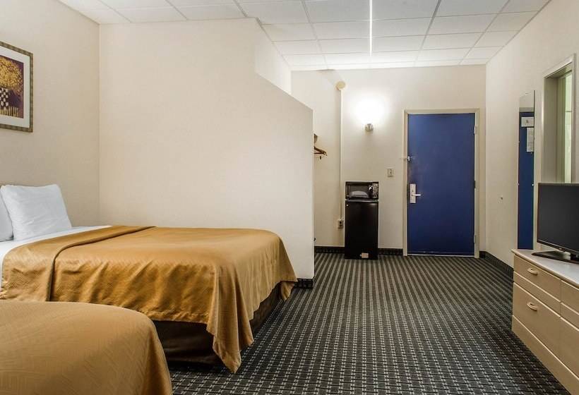 هتل Rodeway Inn State College  Near University