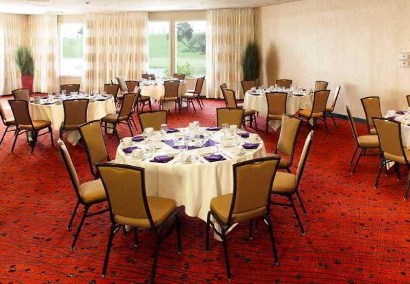 اقامتگاه Staybridge Suites Oxnard River Ridge By Ihg
