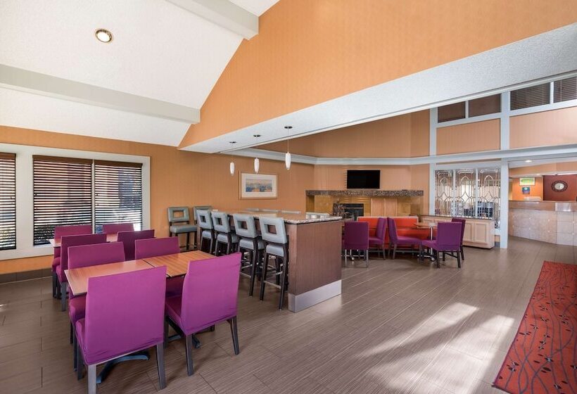 דירת נופש Sens Suites Livermore; Surestay Collection By Best Western