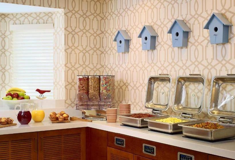 اقامتگاه Sonesta Es Suites Birmingham