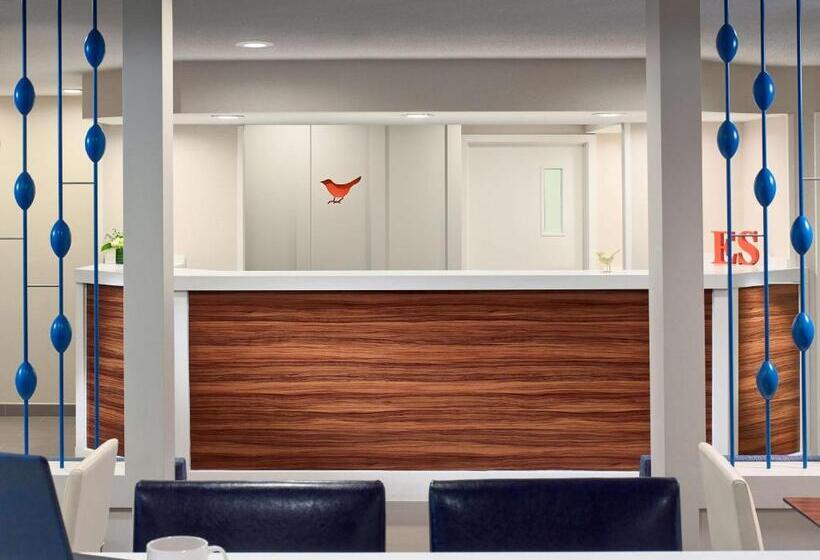 اقامتگاه Sonesta Es Suites South Brunswick  Princeton
