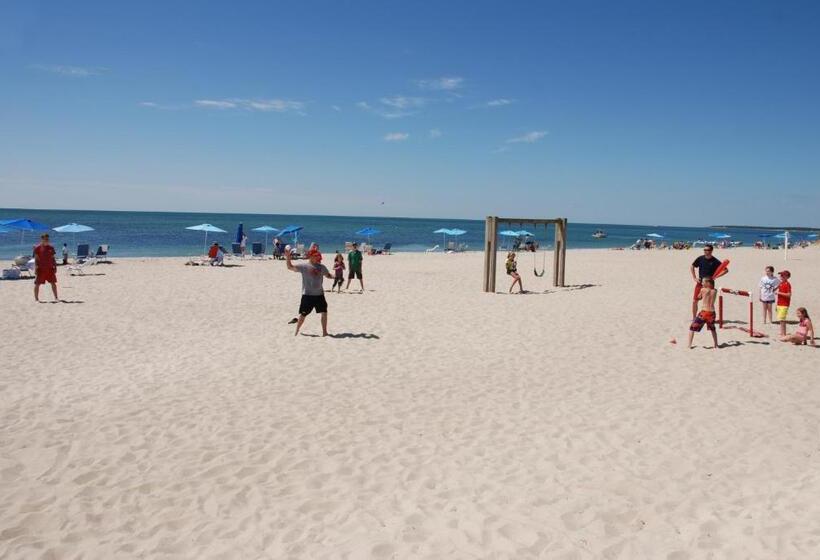 Riviera Beach Resort