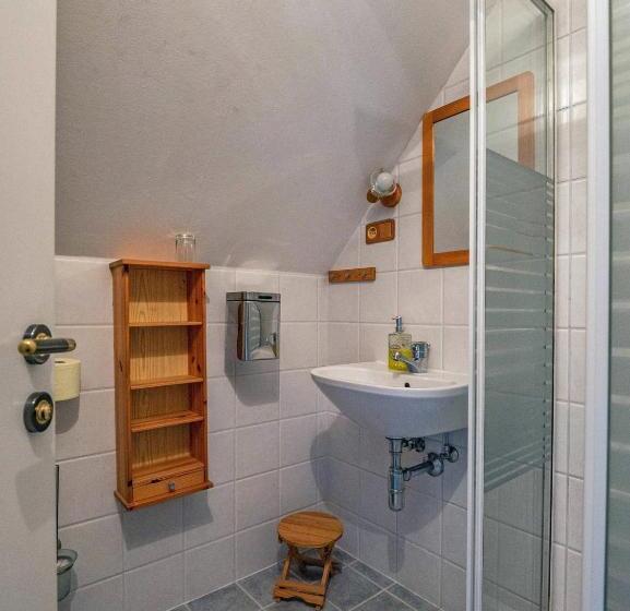 مبيت وإفطار Gästehaus Pointner