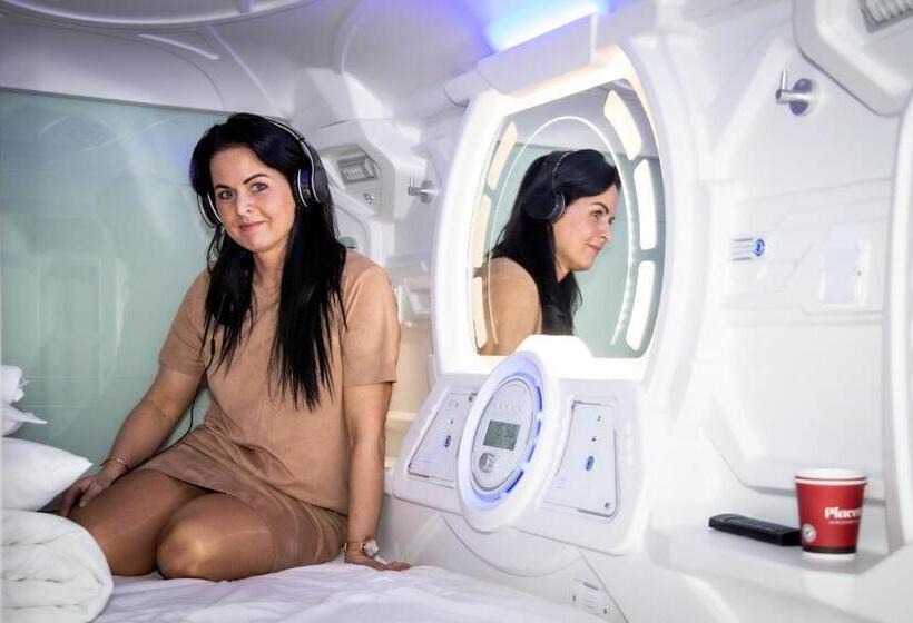 هتل کپسول Capsule Hostels Tallinn