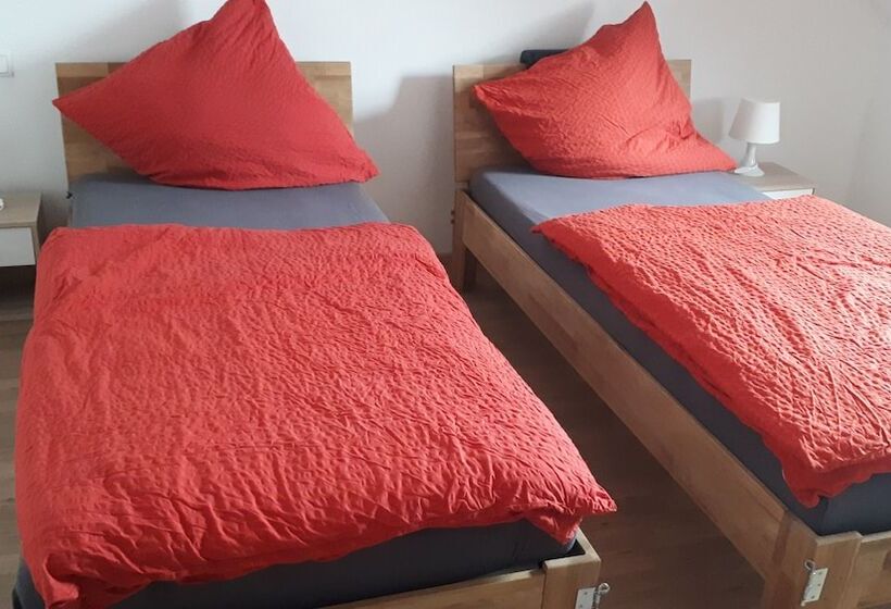 بنسيون Privatzimmer Popp Hessenauer