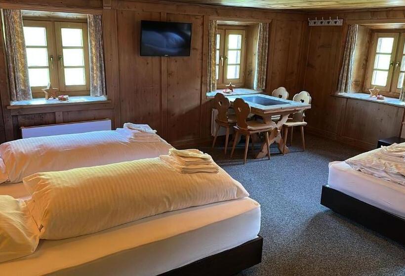 ユースホステル Tschuggen Davos