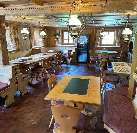 ユースホステル Tschuggen Davos