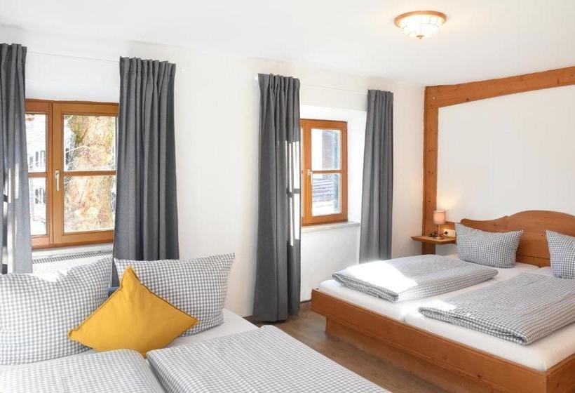 Alps Hostel