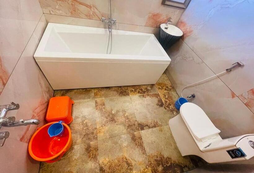 فندق Saptarang Residency Panhala